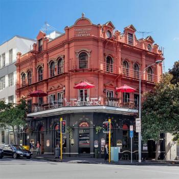 Shakespeare Hotel in Auckland