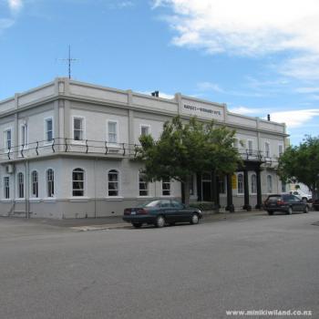 Marquis Of Normanby Hotel in Carterton